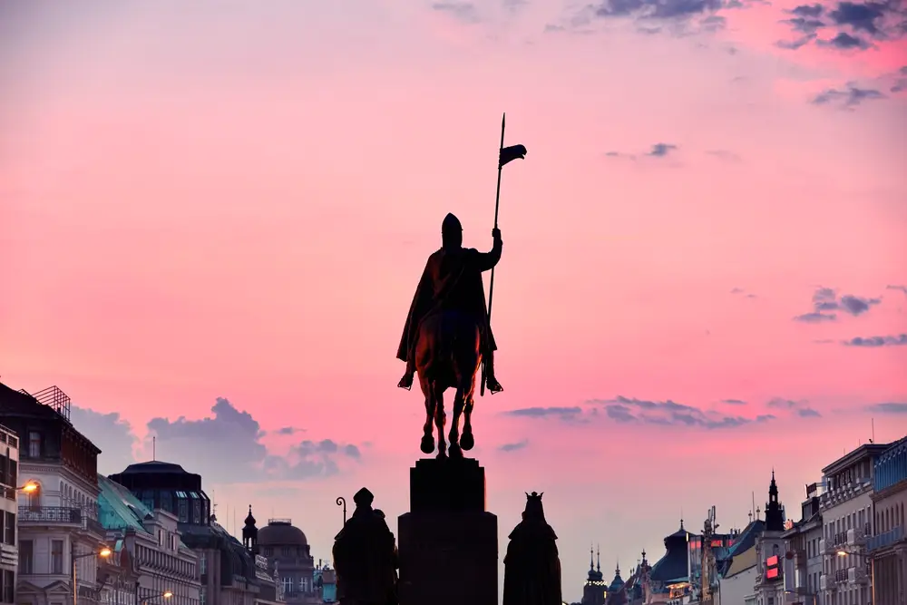 Statua Piazza San Venceslao Praga (3)